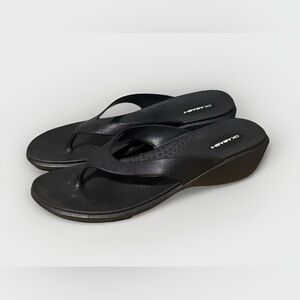 Okabashi Women's Classic Breeze black flip flops Sandals waterproof rubber shoes